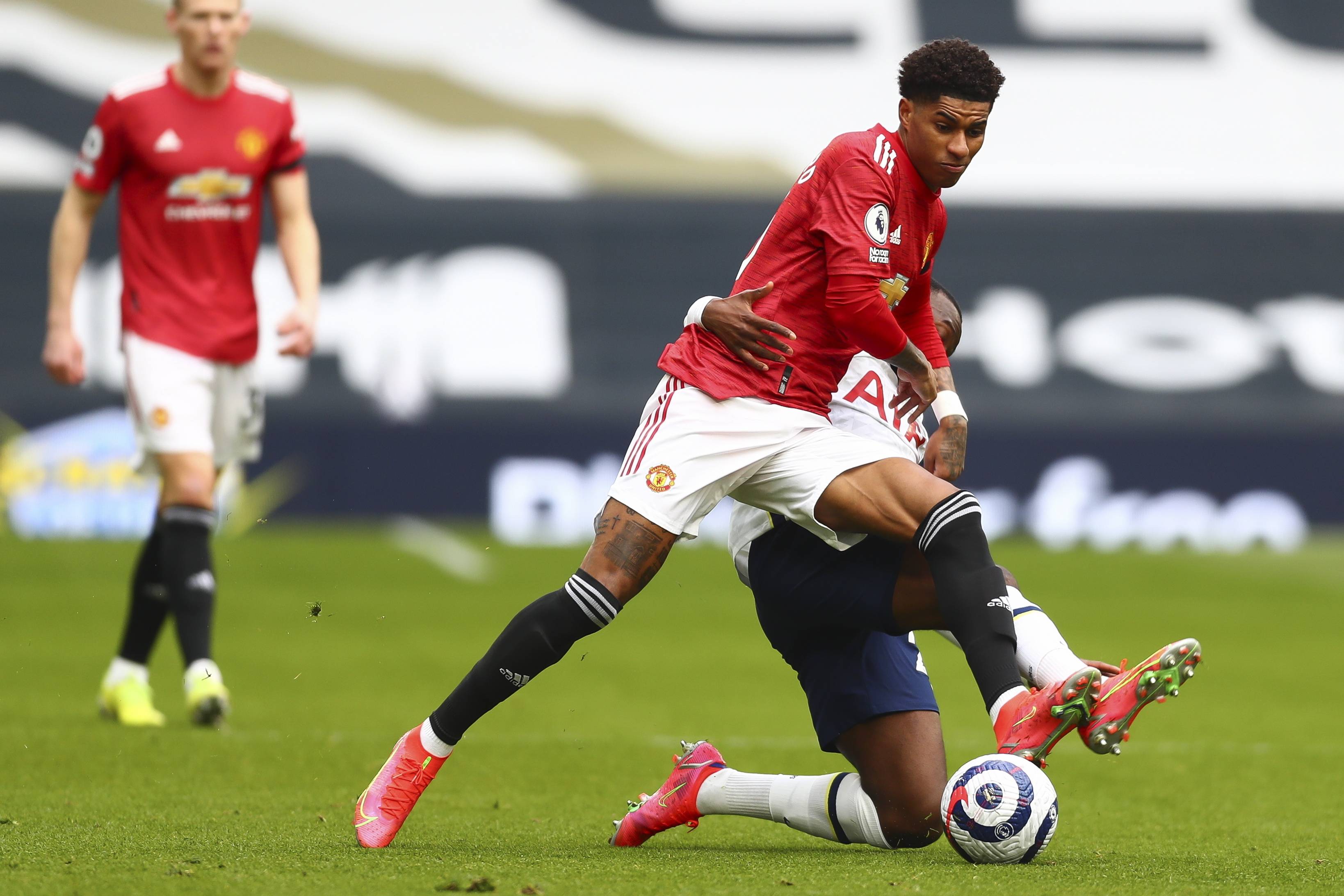 在社交媒体 在社交媒体