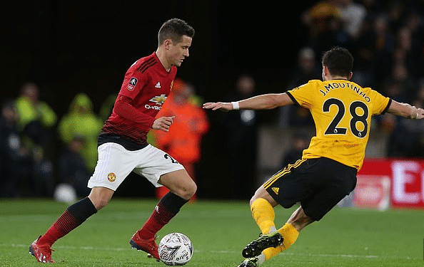 他們不僅在 他們不僅在